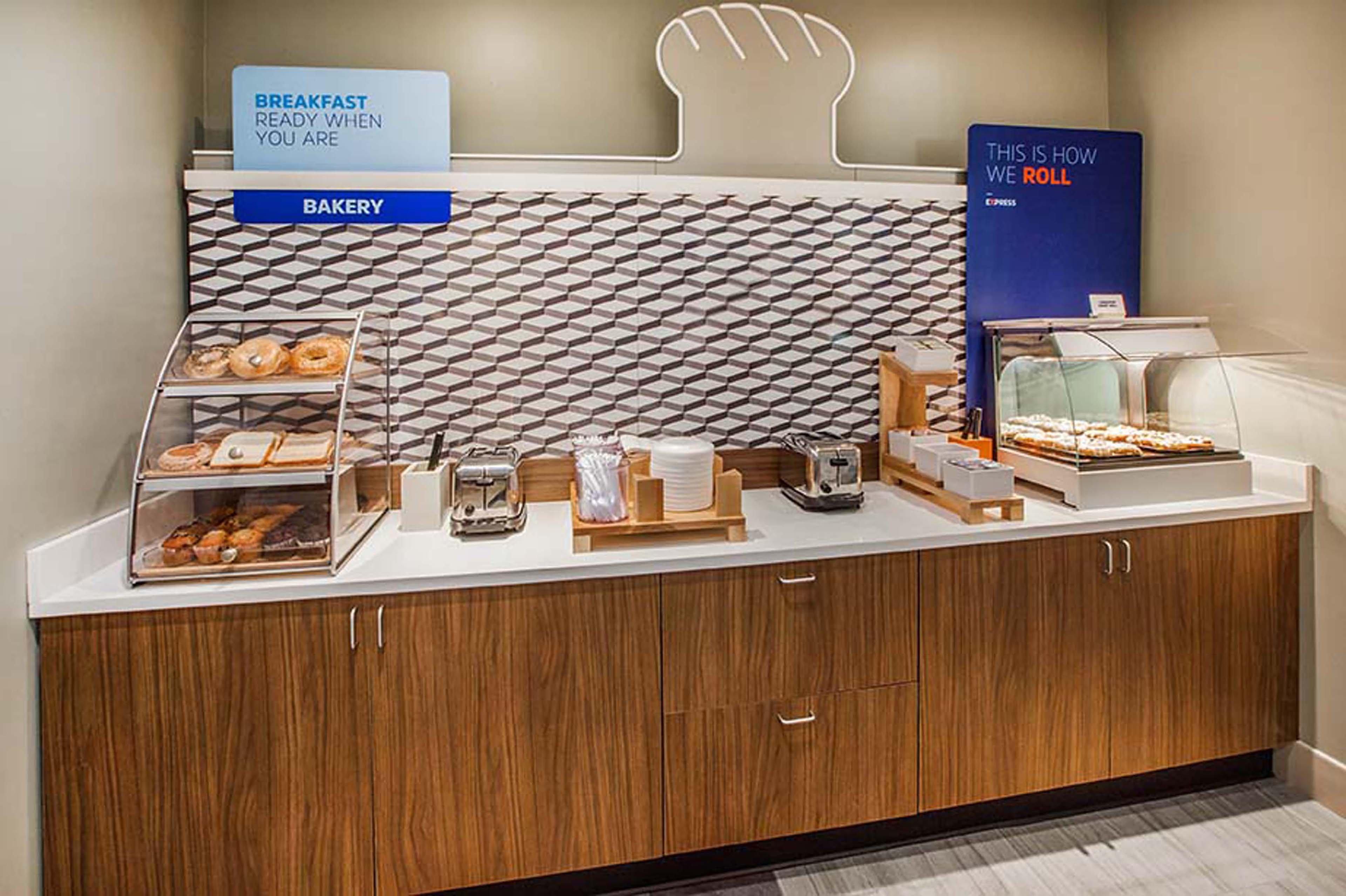 Holiday Inn Express & Suites - Marietta By Ihg Exteriér fotografie