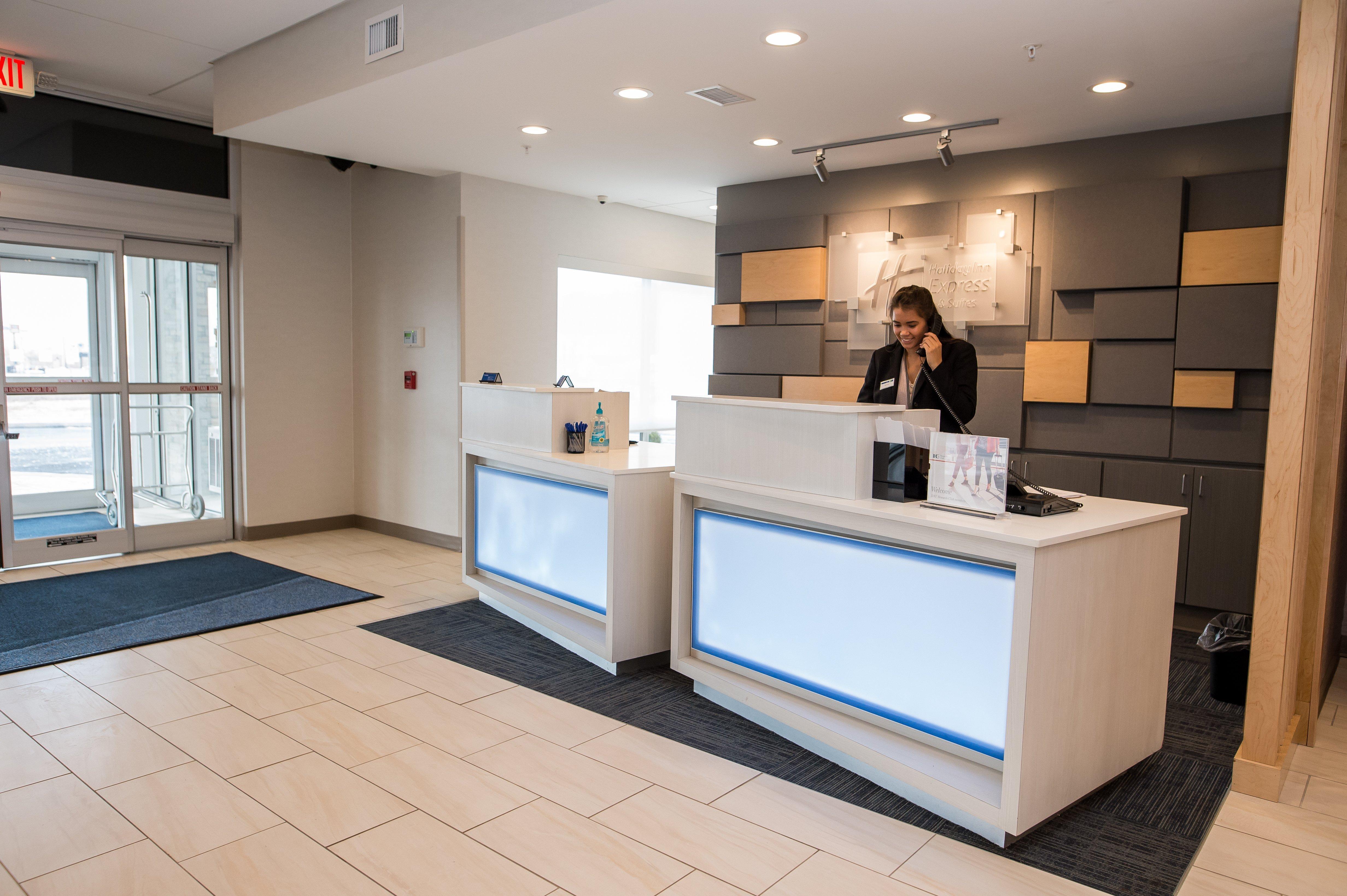 Holiday Inn Express & Suites - Marietta By Ihg Exteriér fotografie